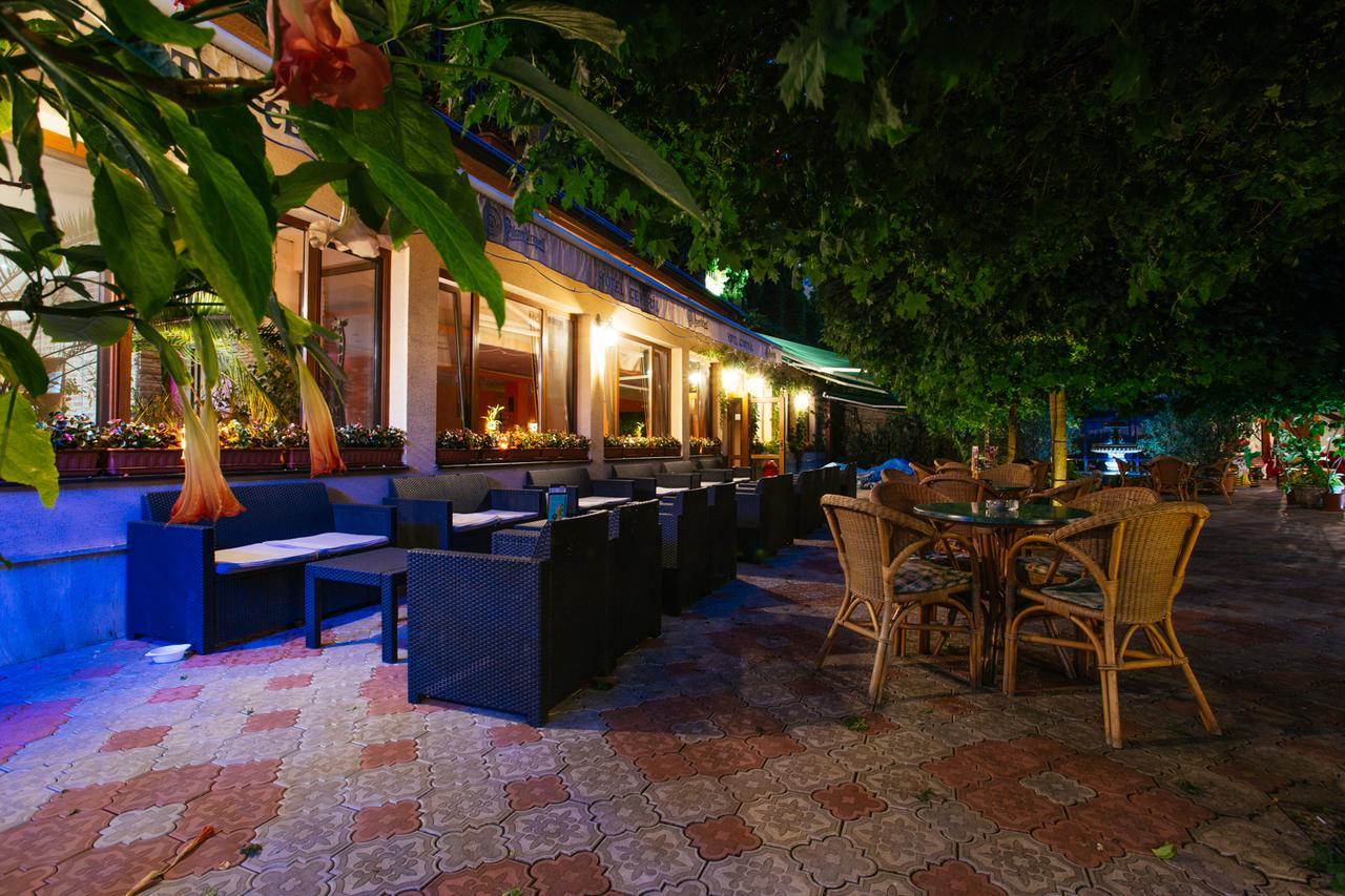Hotel Central Sala Luaran gambar